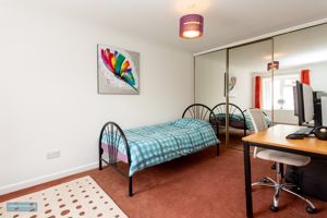 Bedroom- click for photo gallery